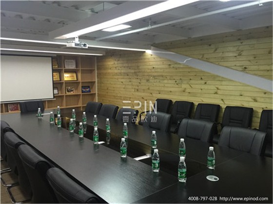沐鸣2为冠培教育提供的会议室办公家具-会议桌会议椅