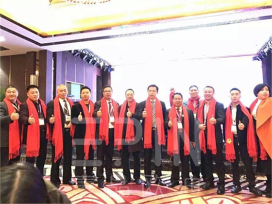 祝贺沐鸣2成为江苏办公家具企业中首家&ldquo;中国百强牛商互联网+示范基地&rdquo;