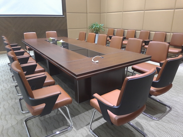 海特实业有限公司主管办公室家具-赢咖8工程案例
