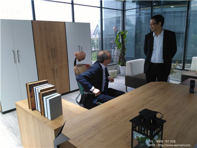 意大利客人体验沐鸣2