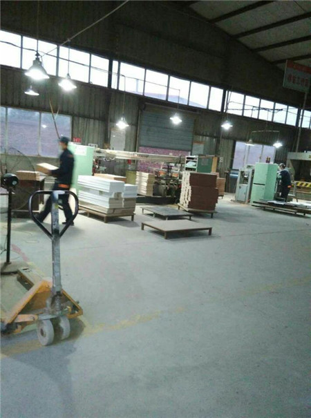 南京办公家具赢咖8生产车间