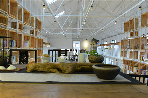 赢咖8客户筑焱建筑设计公司LOFT艺术时尚办公空间家具