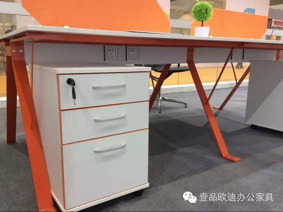 赢咖8携新品亮相2015上海家具展！