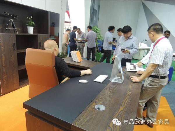 回顾赢咖82015年广州家具展盛况