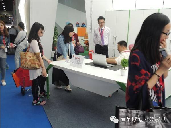 回顾赢咖82015年广州家具展盛况