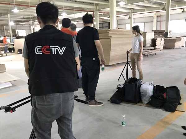 央视来赢咖8采访拍摄