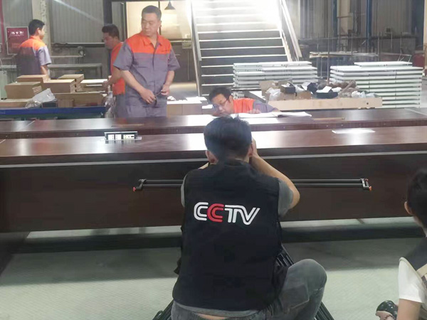 央视来赢咖8采访拍摄